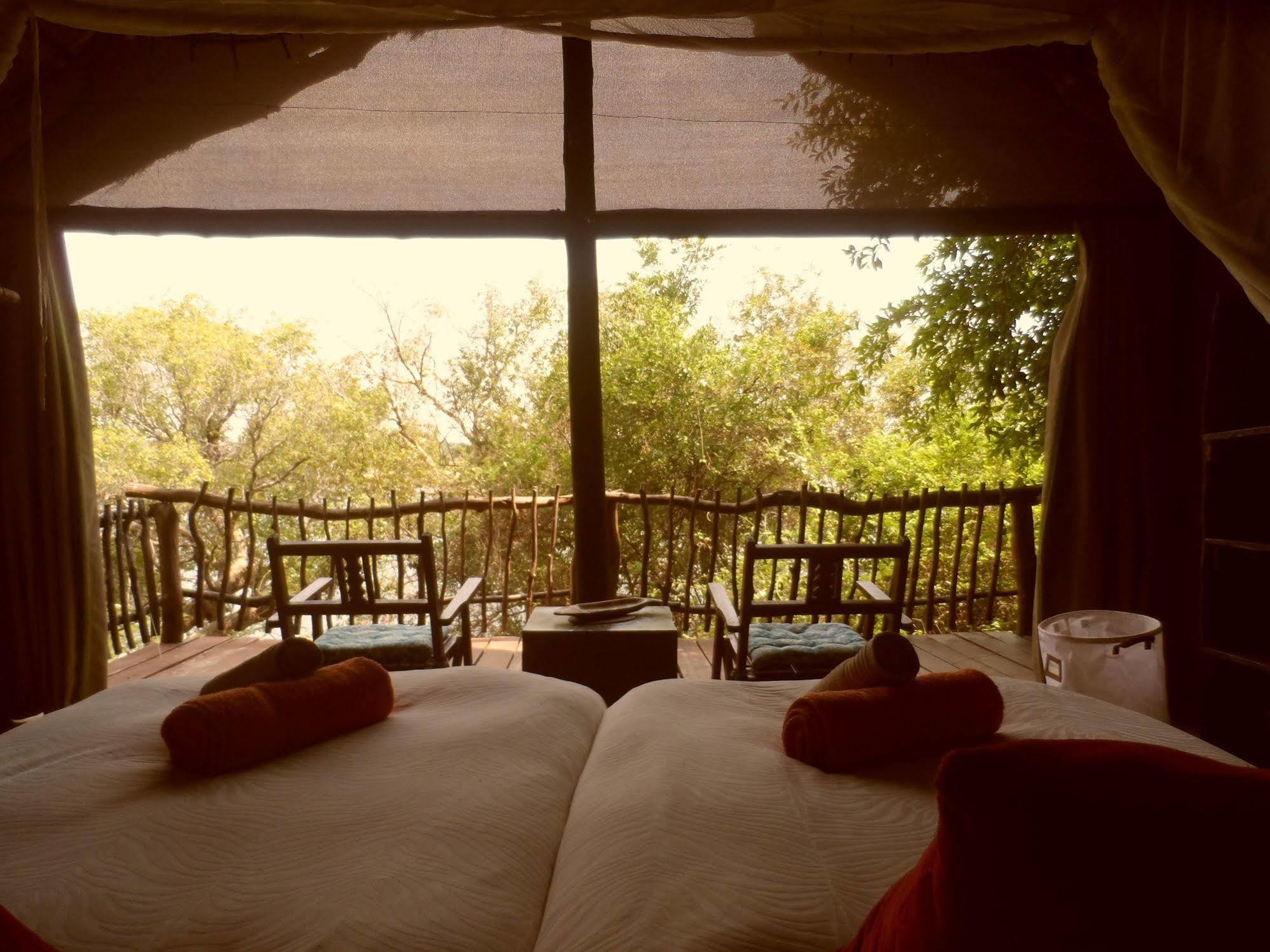Caprivi Houseboat Safari Lodge Катима-Мулило Экстерьер фото